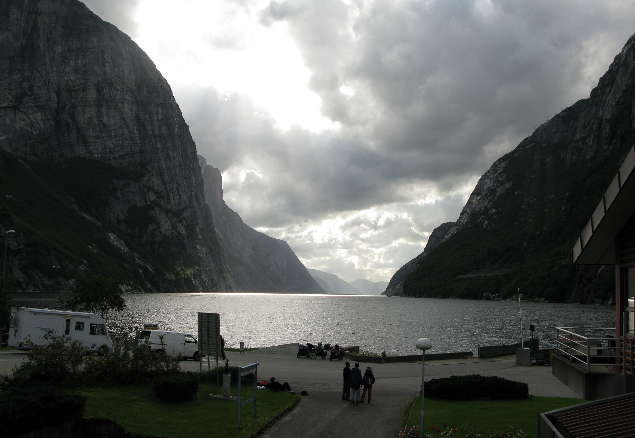 Lysebotn
